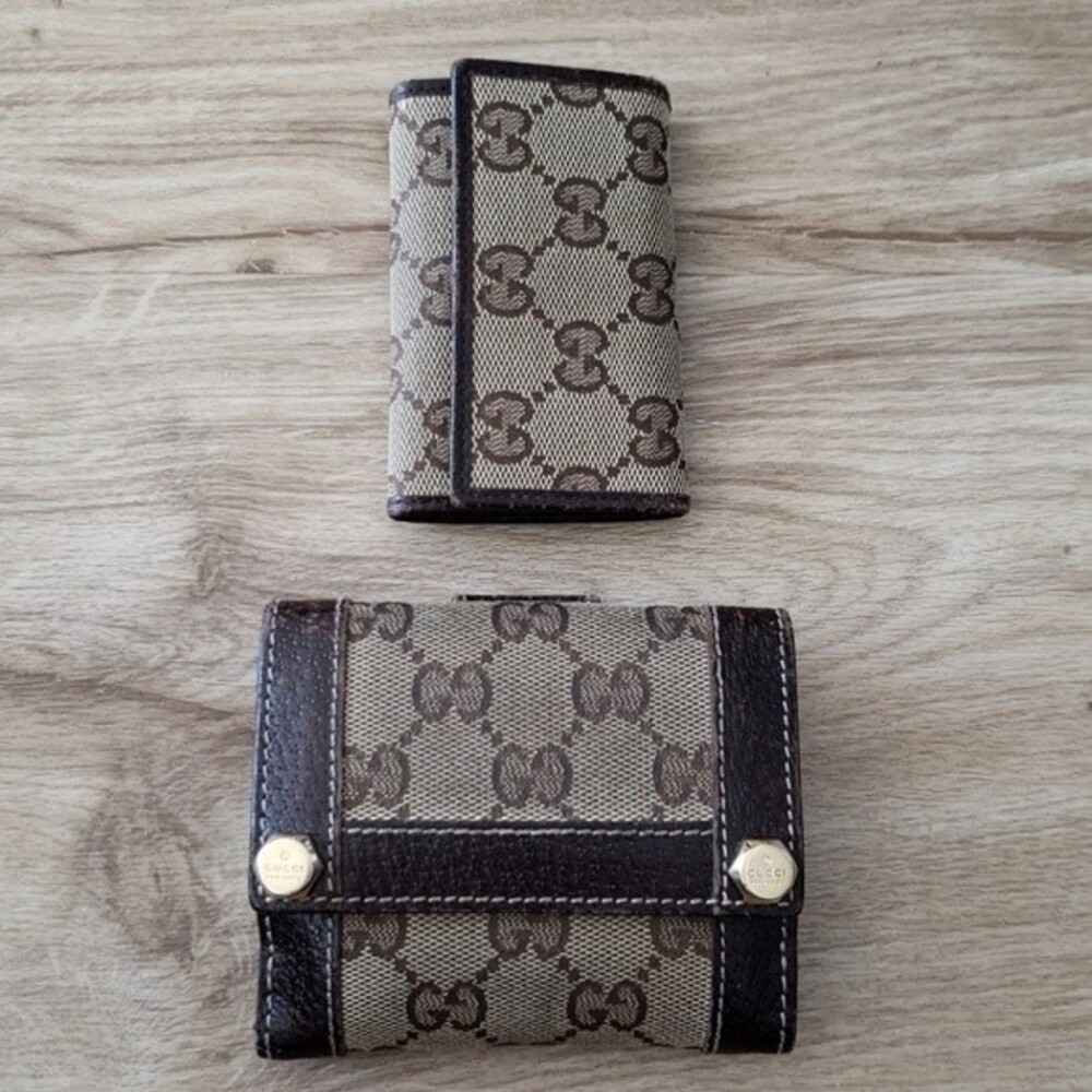 Gucci Brown Guccisima Chic Edgy Feminine Y2K Classic Wallet and Key Holder Set